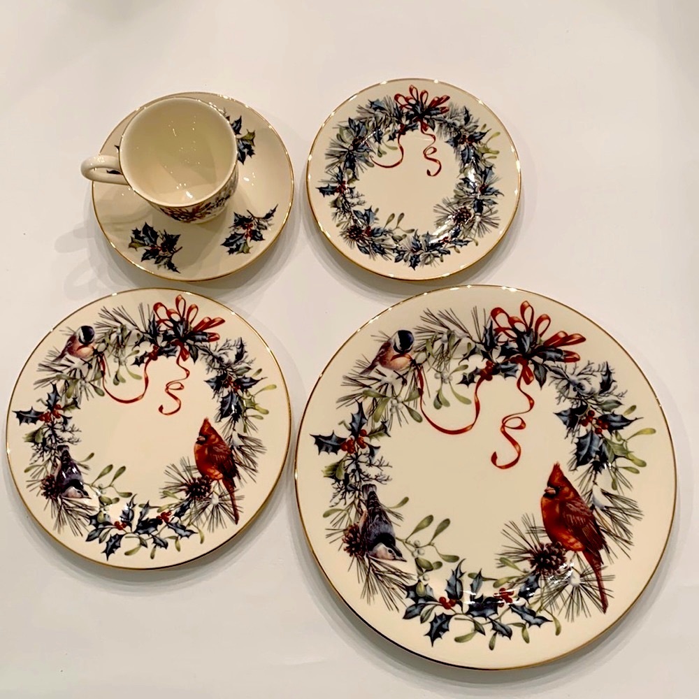 5 piece Lenox Winter Greetings Fine Ivory China